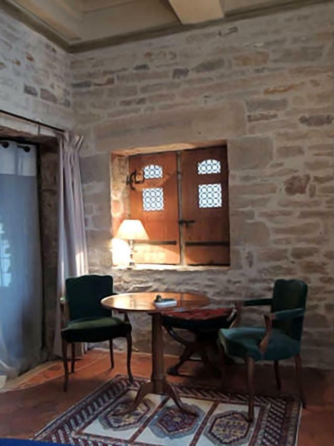 Maison Romane 1136 Κλυνύ Εξωτερικό φωτογραφία