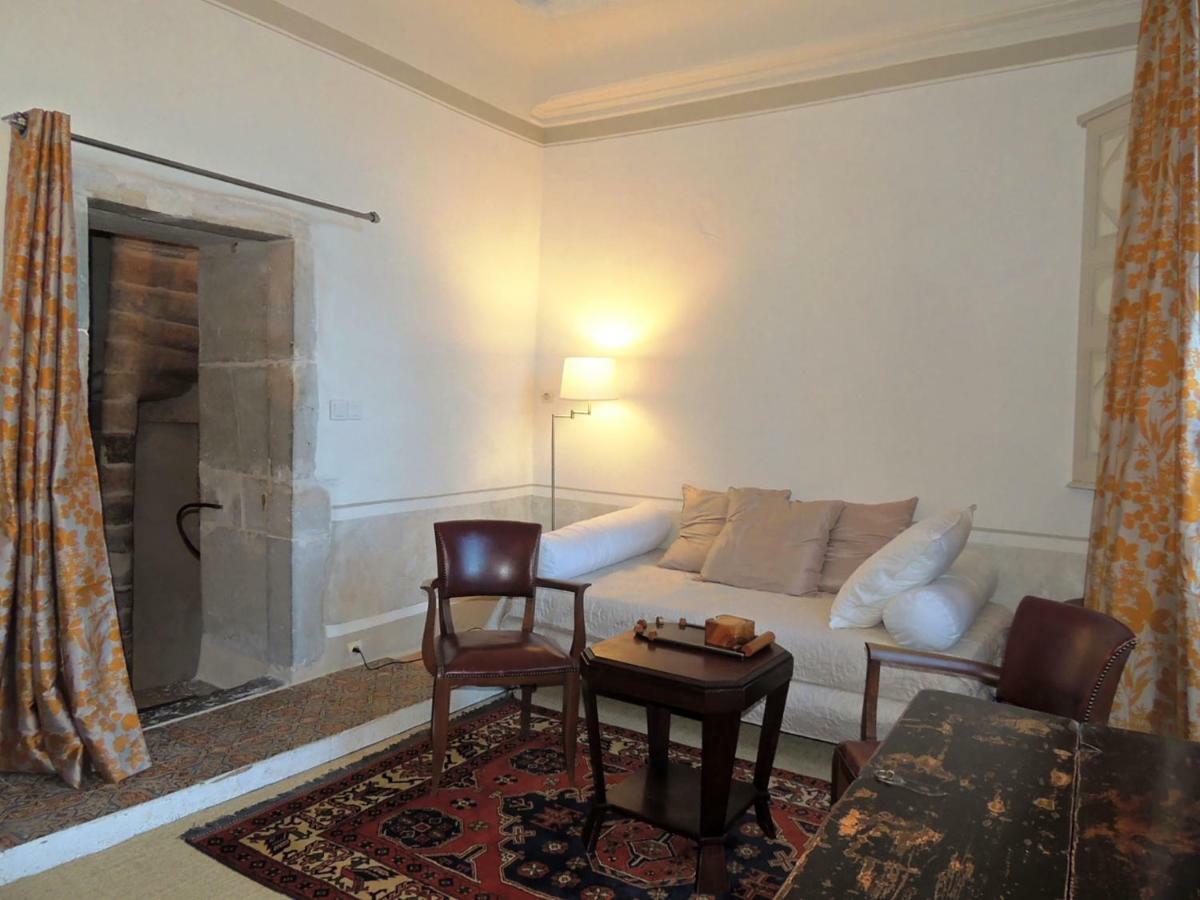 Maison Romane 1136 Κλυνύ Εξωτερικό φωτογραφία